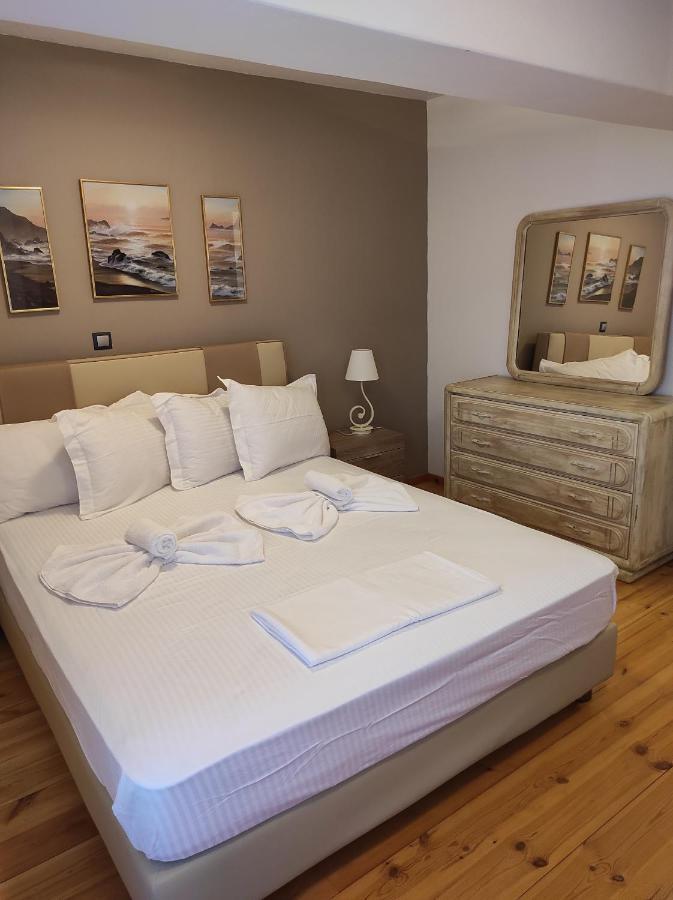 Astradeni Luxury Apartments Kratir Paloi Luaran gambar